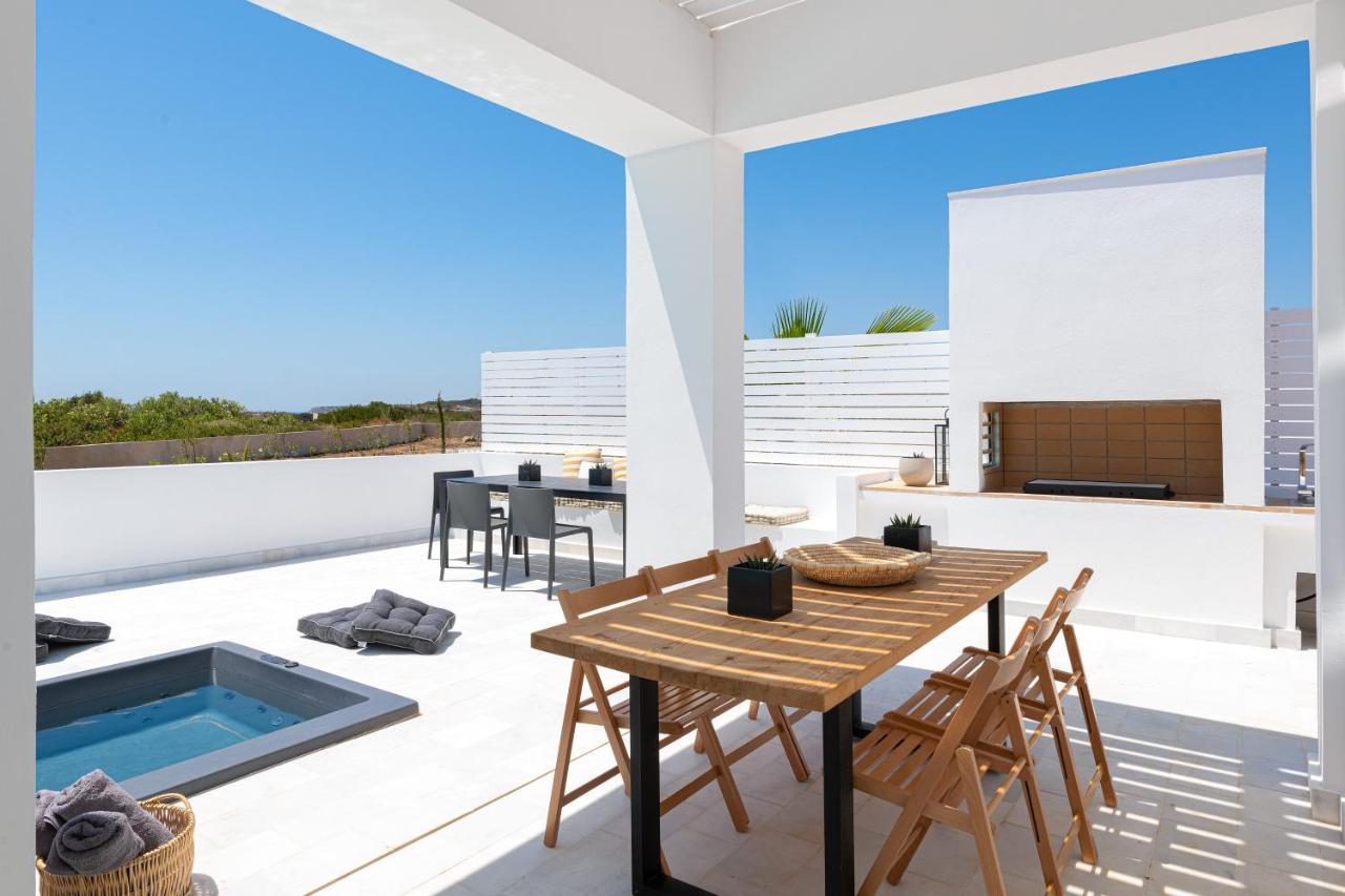 Seasand Villa Lakhania Extérieur photo